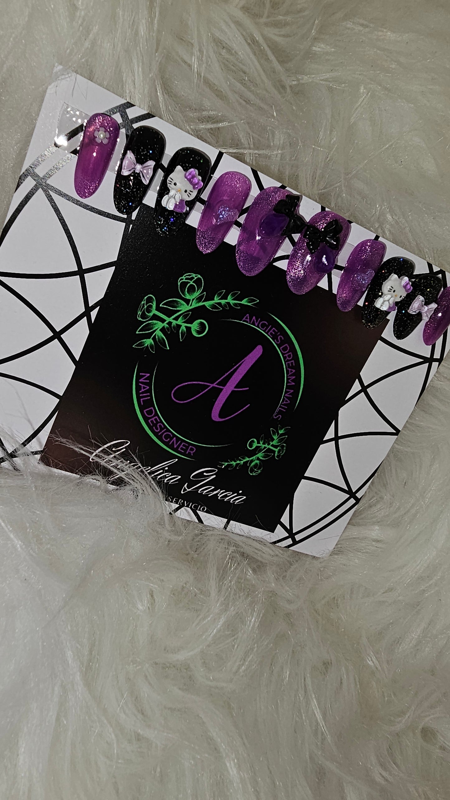 Purple cateye