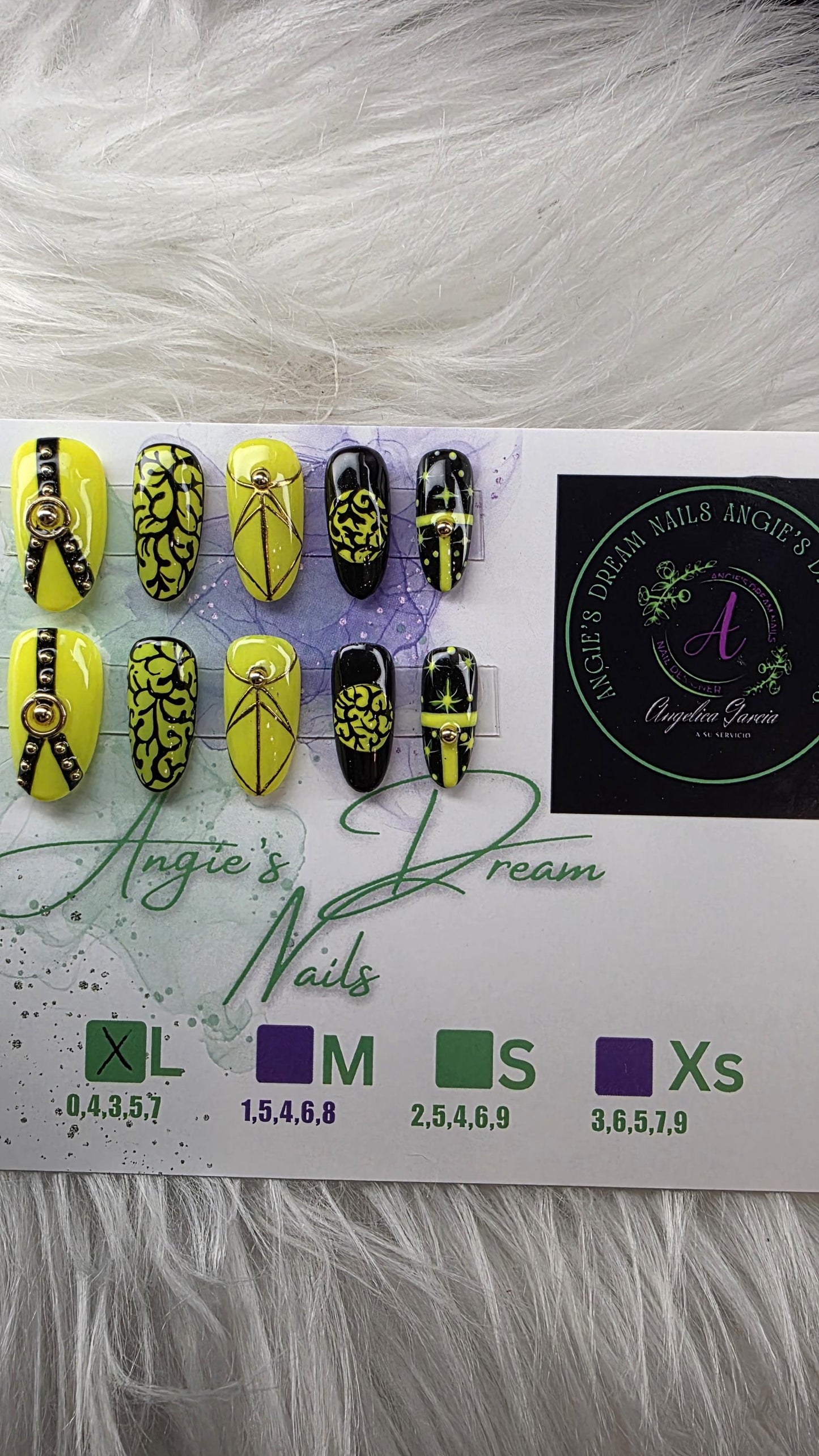 Midnight spell]medium round]press on nails]yellow and black]gold line work