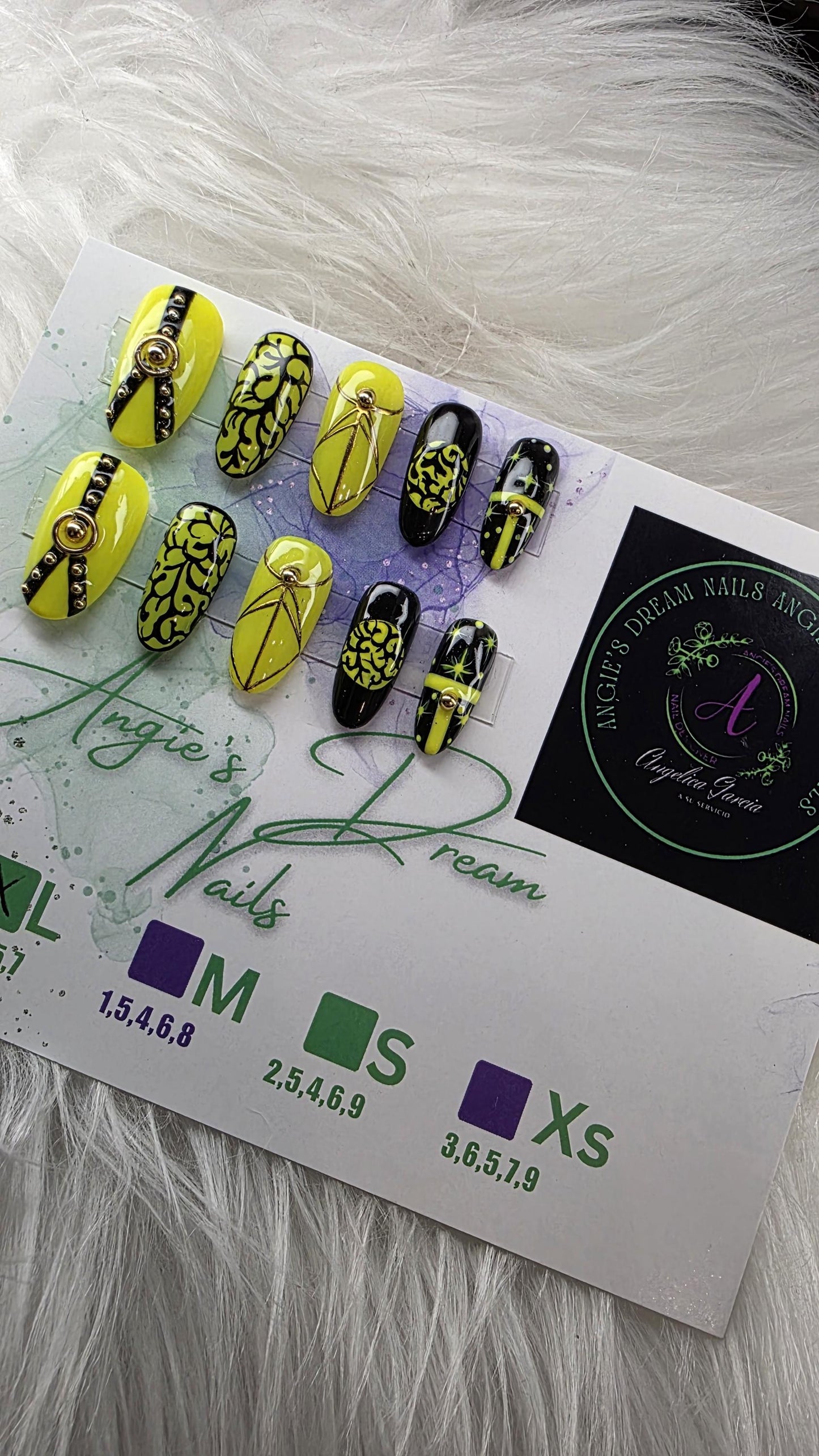 Midnight spell]medium round]press on nails]yellow and black]gold line work