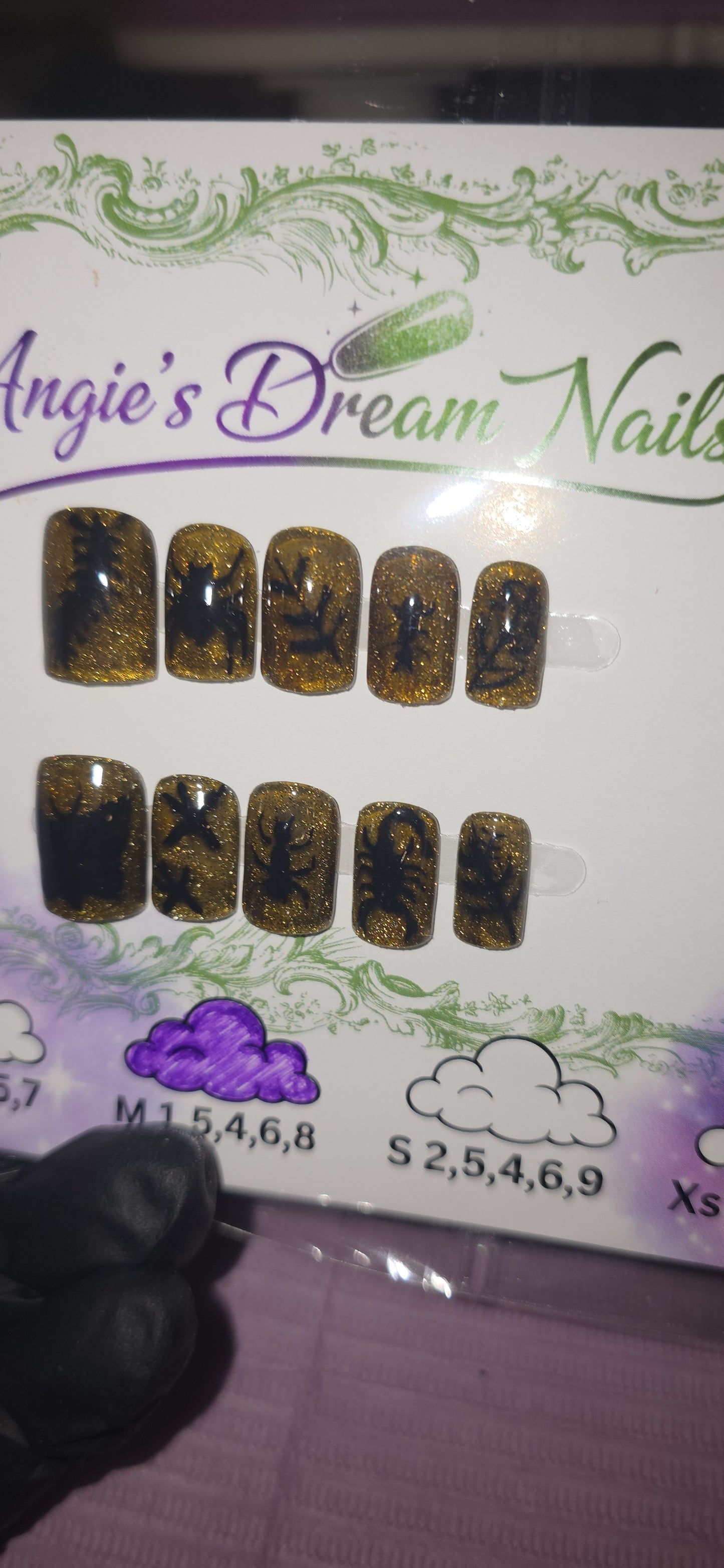 Amber glas nails