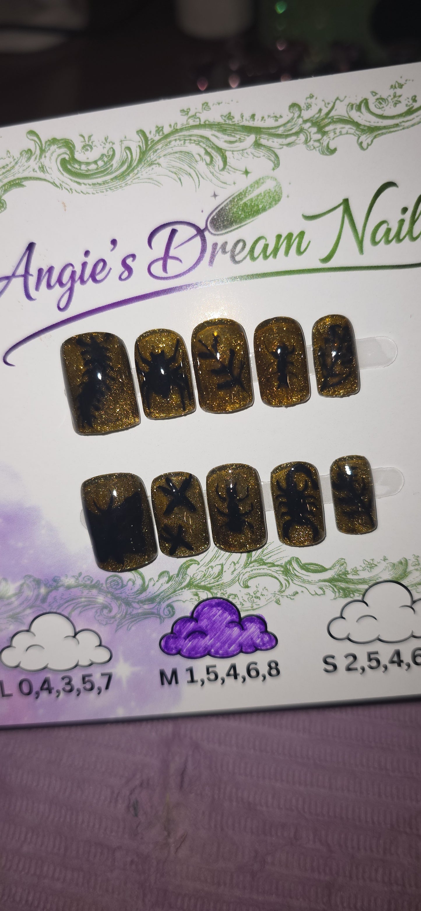 Amber glas nails